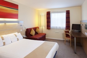 Holiday Inn Express Cardiff Airport