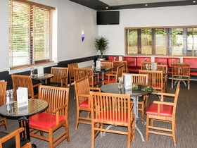 ibis Cardiff Gate - International Business Park Hotel