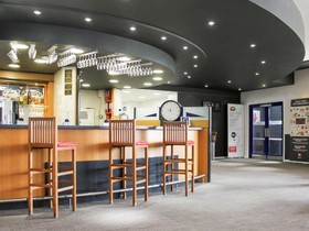 ibis Cardiff Gate - International Business Park Hotel