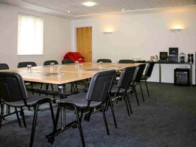ibis Cardiff Gate - International Business Park Hotel