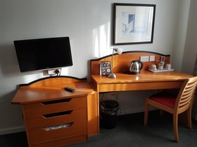 ibis Cardiff Gate - International Business Park Hotel