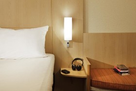 ibis Cardiff Hotel