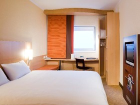 ibis Cardiff Hotel
