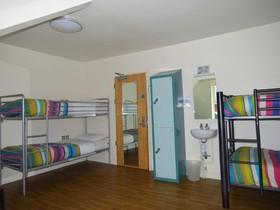 NosDa Hostel & Bar