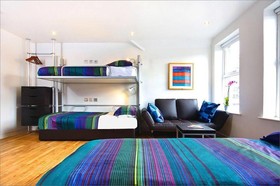 NosDa Hostel & Bar