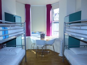 NosDa Hostel & Bar