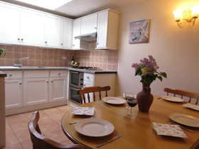 Brongwyn Holiday Cottages