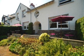 Moss Bank House