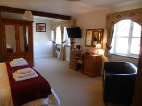 East Hook Farm & Country House