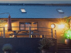 Lavender Luxurious Barn Conversion Blossom Farm