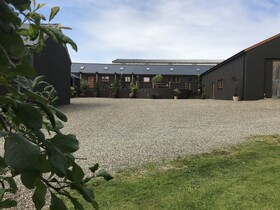 Lavender Luxurious Barn Conversion Blossom Farm