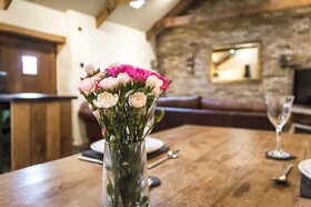 Lavender Luxurious Barn Conversion Blossom Farm