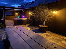 Lavender Luxurious Barn Conversion Blossom Farm