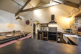 Lavender Luxurious Barn Conversion Blossom Farm