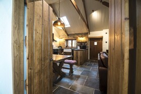 Lavender Luxurious Barn Conversion Blossom Farm