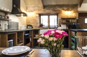 Lavender Luxurious Barn Conversion Blossom Farm