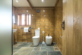 Lavender Luxurious Barn Conversion Blossom Farm