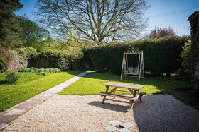 Country Estate Cecile's Cottage