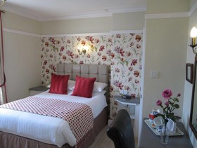 Brigstock House