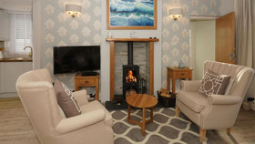 Bumble Bee Cottage