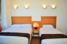 Four Saints Brig Y Don Hotel