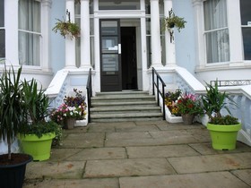 Iris Hotel
