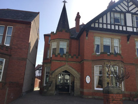 Plas Llwyd
