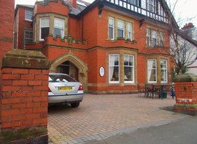 Plas Llwyd