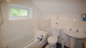 Eryl Cottage