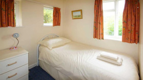 Eryl Cottage