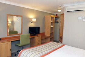 Holiday Inn A55 Chester West