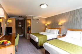 Holiday Inn A55 Chester West