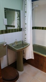 Comfort Cottage Healing