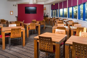 Holiday Inn Express Newport