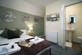 Karah Suites - Belmont House