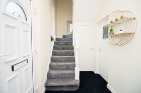 Karah Suites - Belmont House