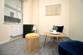 Karah Suites - Belmont House