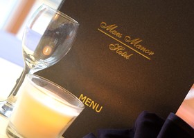 Maes Manor Country Hotel