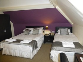 Maes Manor Country Hotel