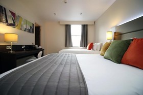 Belvilla Newport City Centre Hotel - Lifestyle