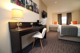 Belvilla Newport City Centre Hotel - Lifestyle