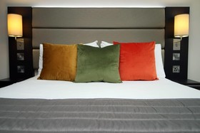 Belvilla Newport City Centre Hotel - Lifestyle