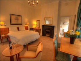 The Waterloo Hotel & Bistro