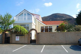 Plas Arfon Cottage