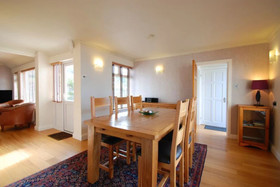 Plas Arfon Cottage