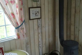 Ruby Shepherds Hut