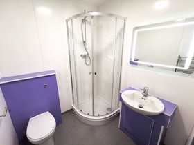 Cwtsh Hostel