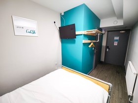 Cwtsh Hostel