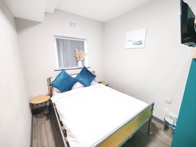 Cwtsh Hostel