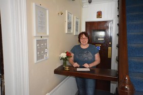 Leonardos Guest House